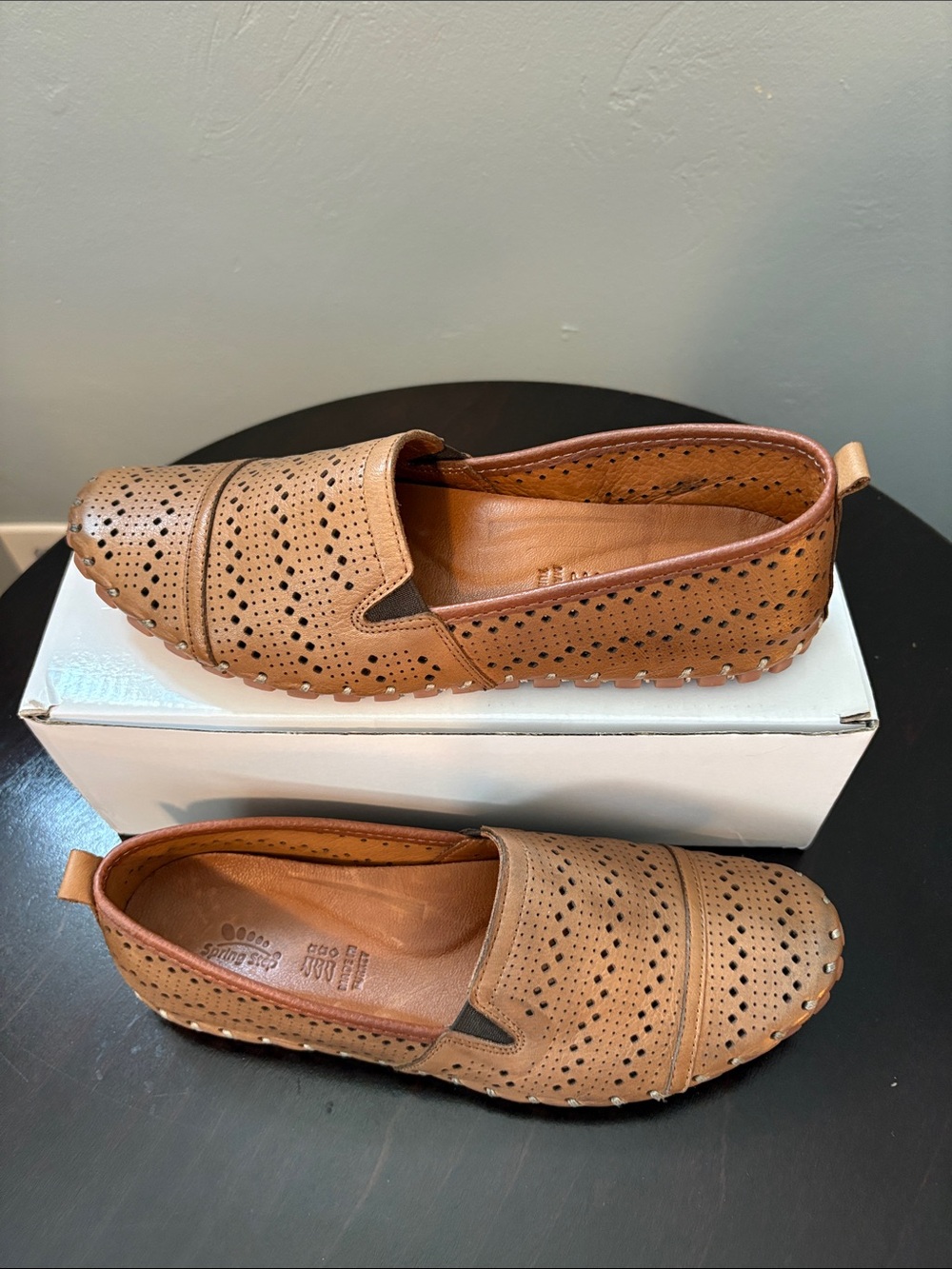 Spring Step Freida Tan Perforated Leather Slip-On Flats - Size 39 - Worn 3 times
